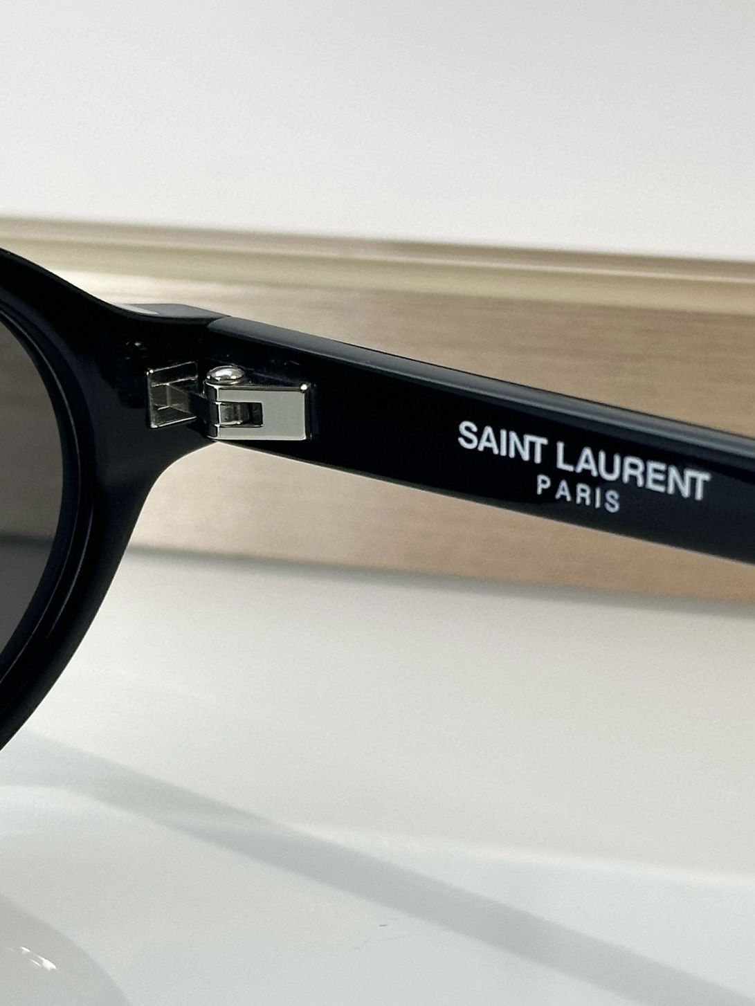 SAINTLAURENT 0075