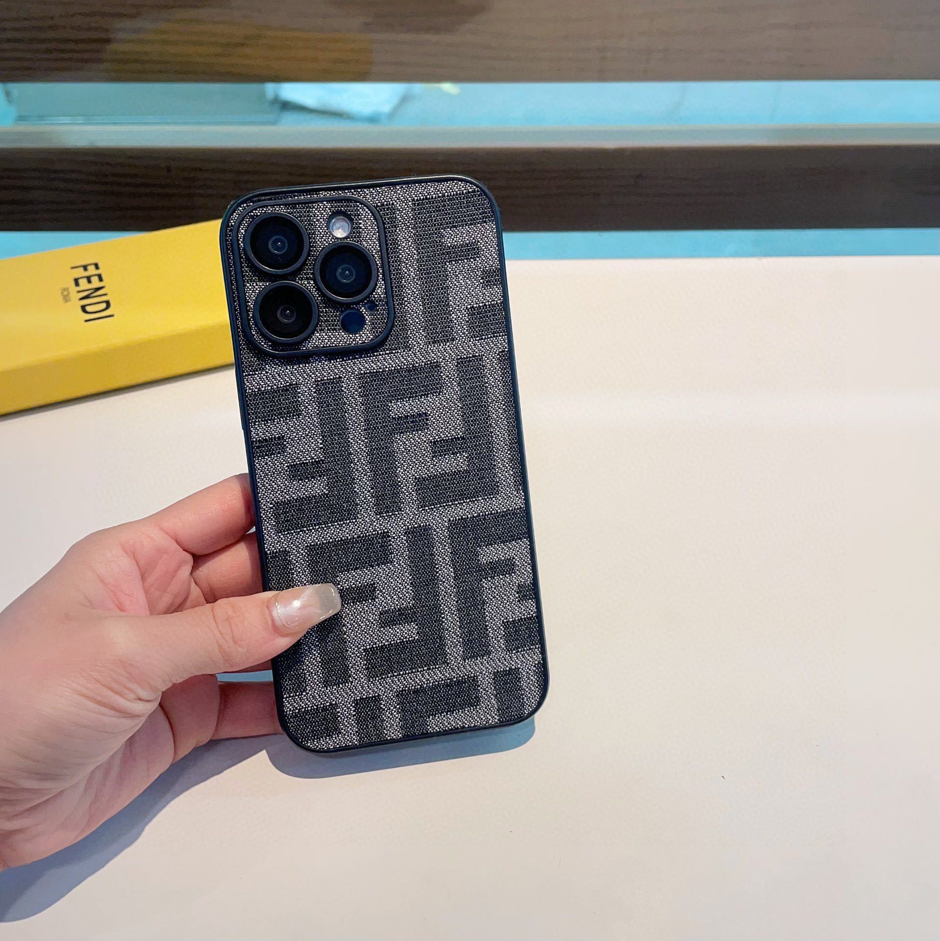 Mobile phone case 0001