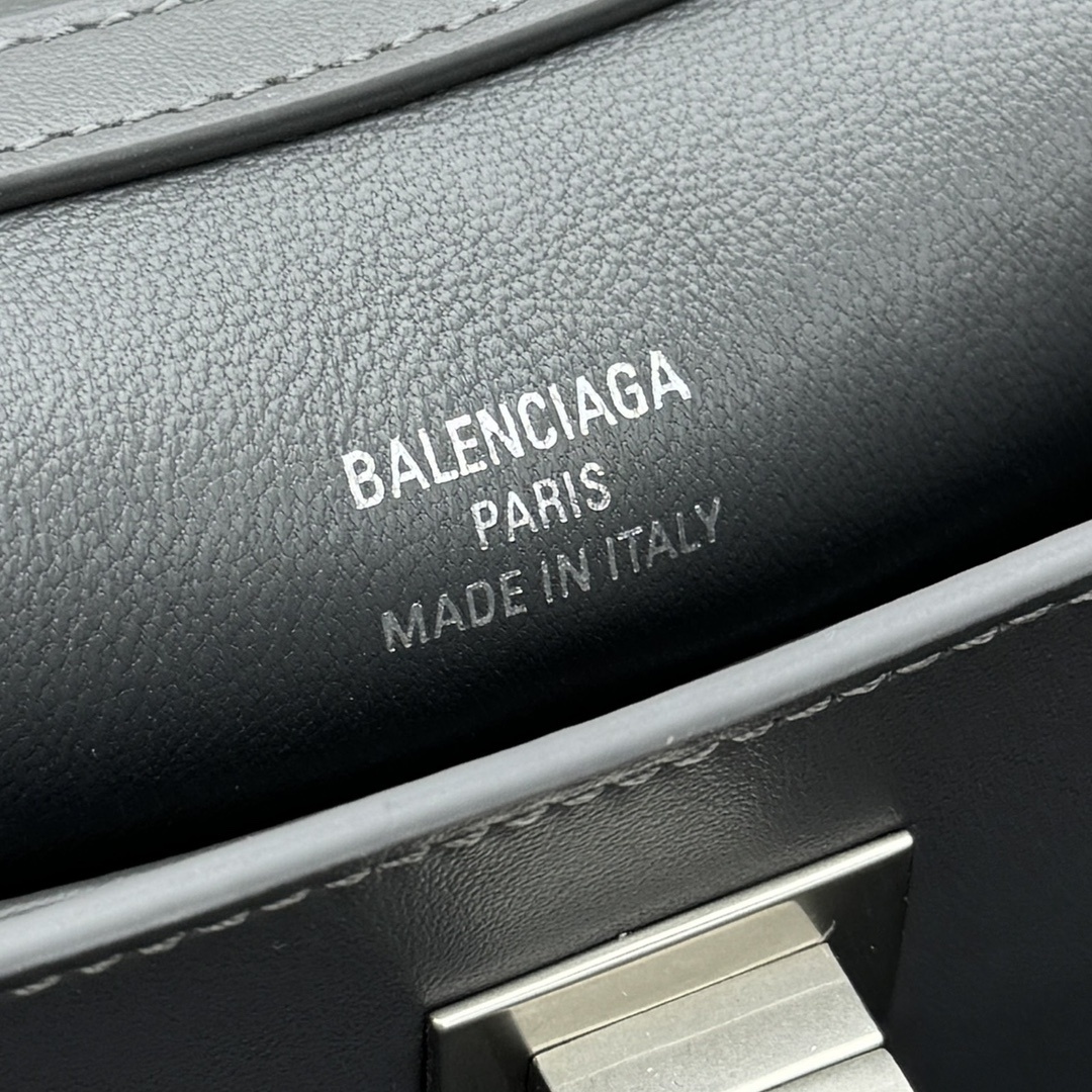 Balenciaga 0036