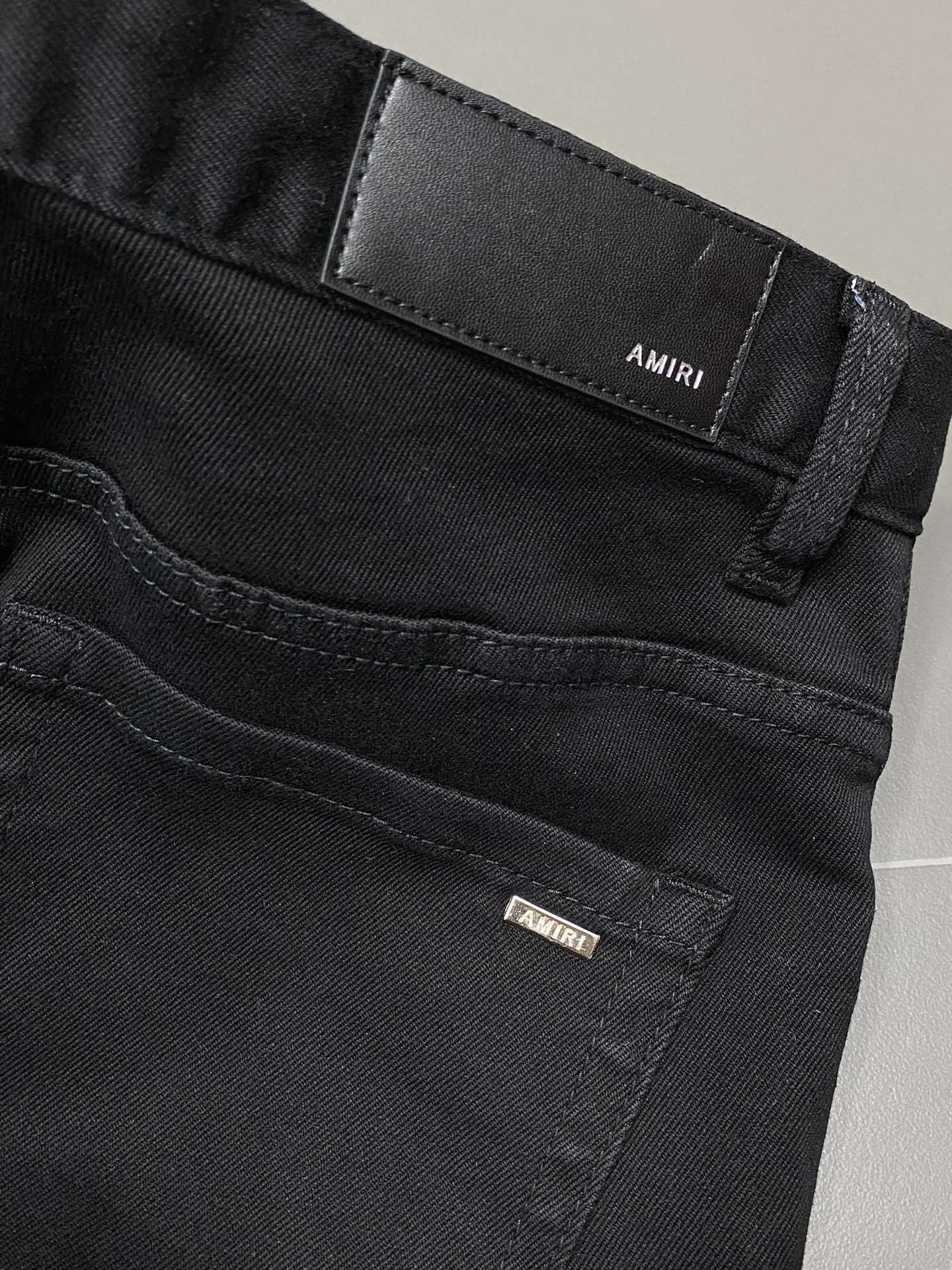 Amiri 002