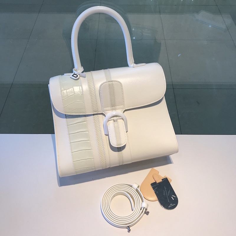 Delvaux 0255