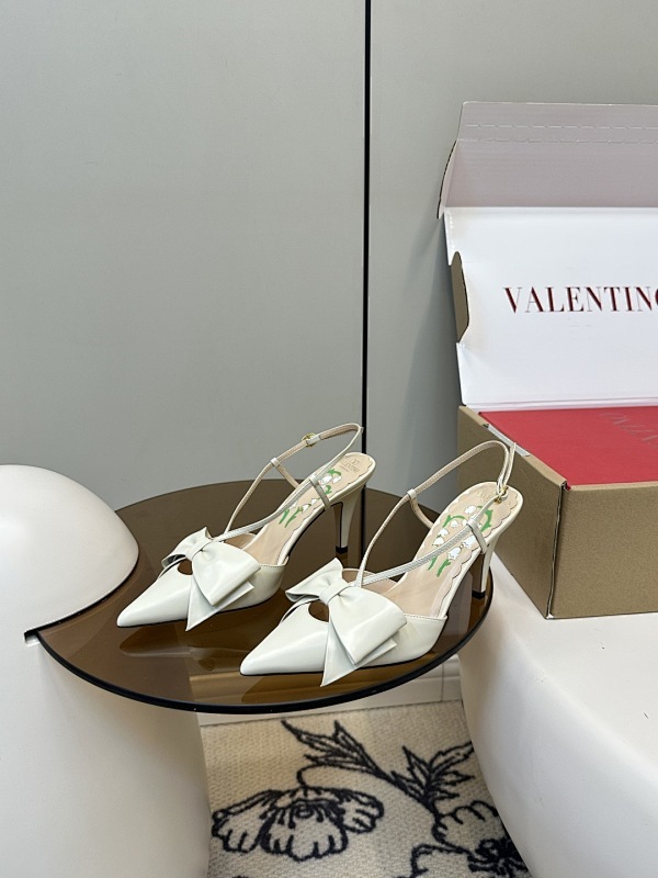Valentino 0041