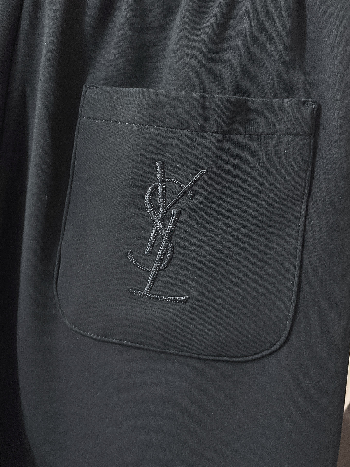 YSL 0000