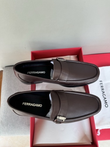 Ferragamo 0077