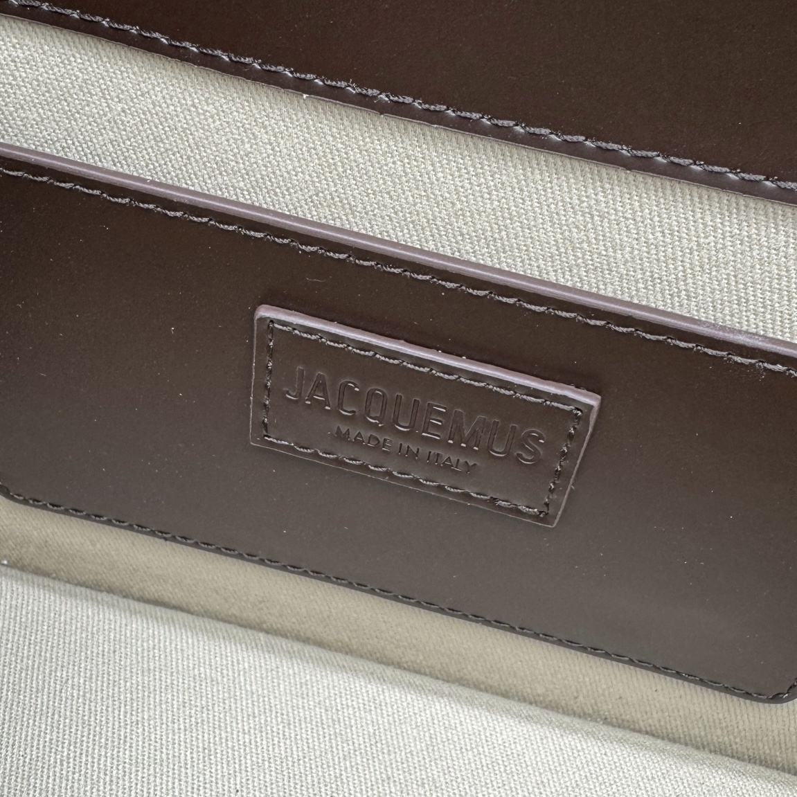 Jacquemus 0083