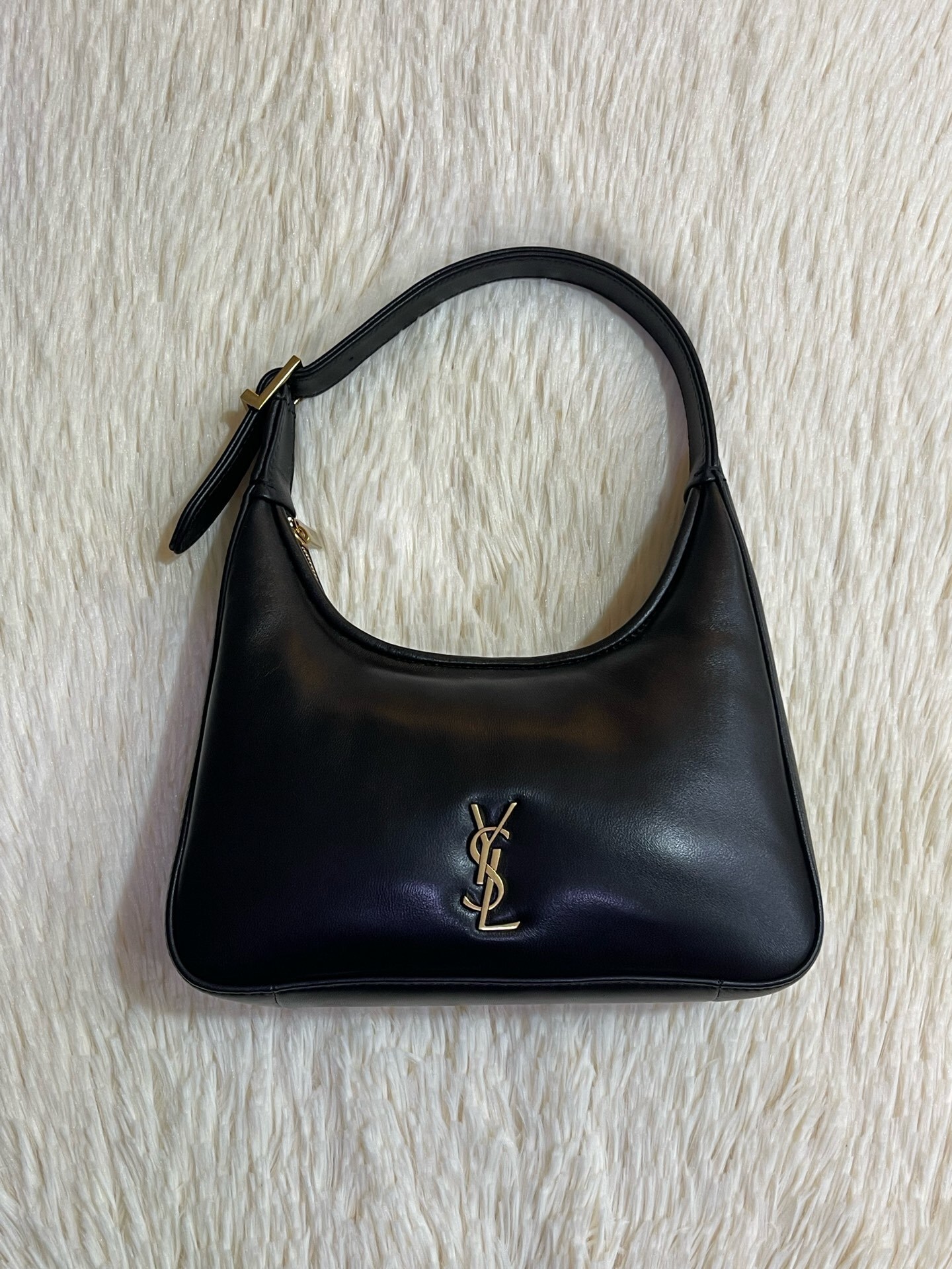 YSL 0121