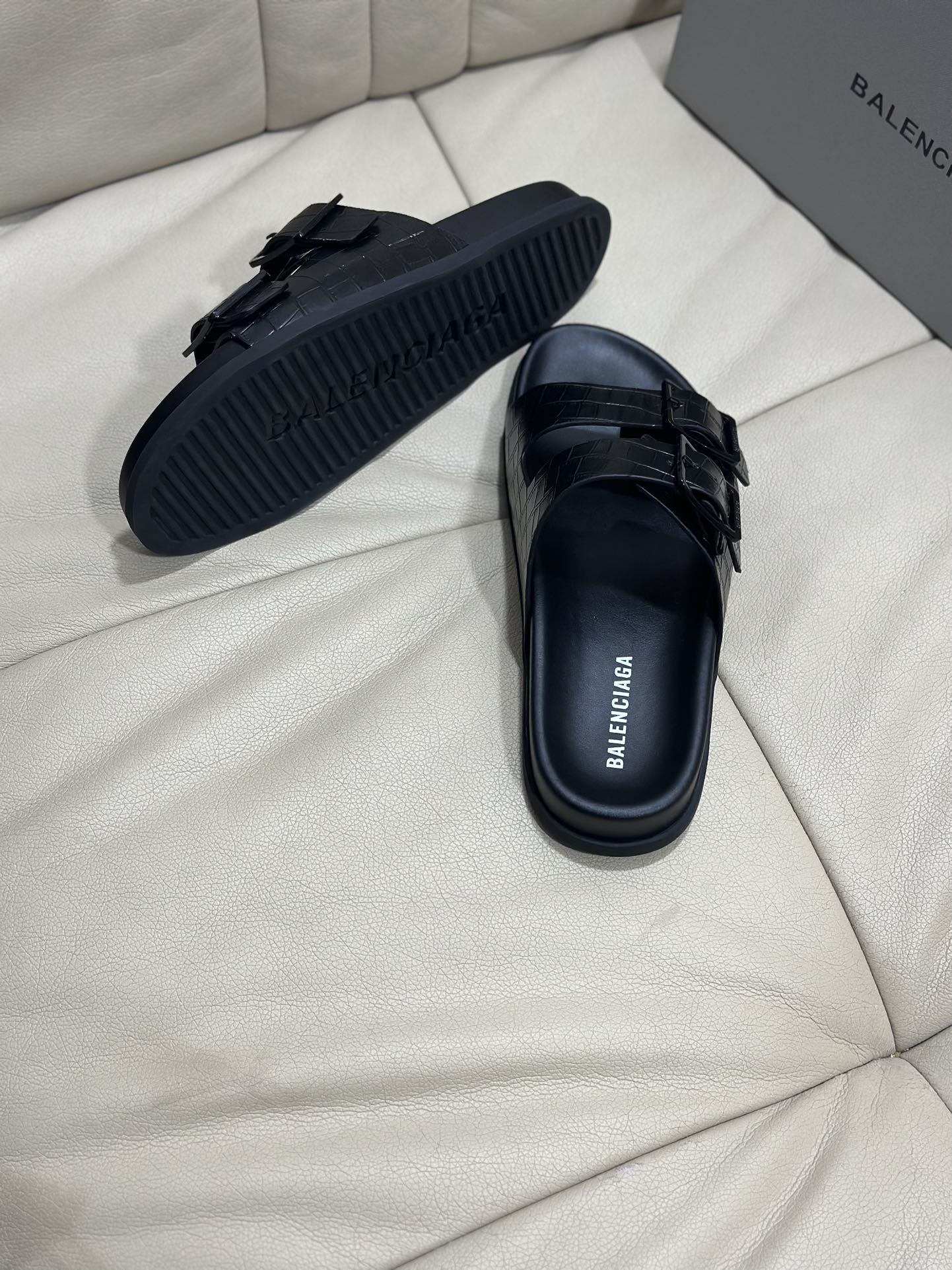 Balenciaga 0170