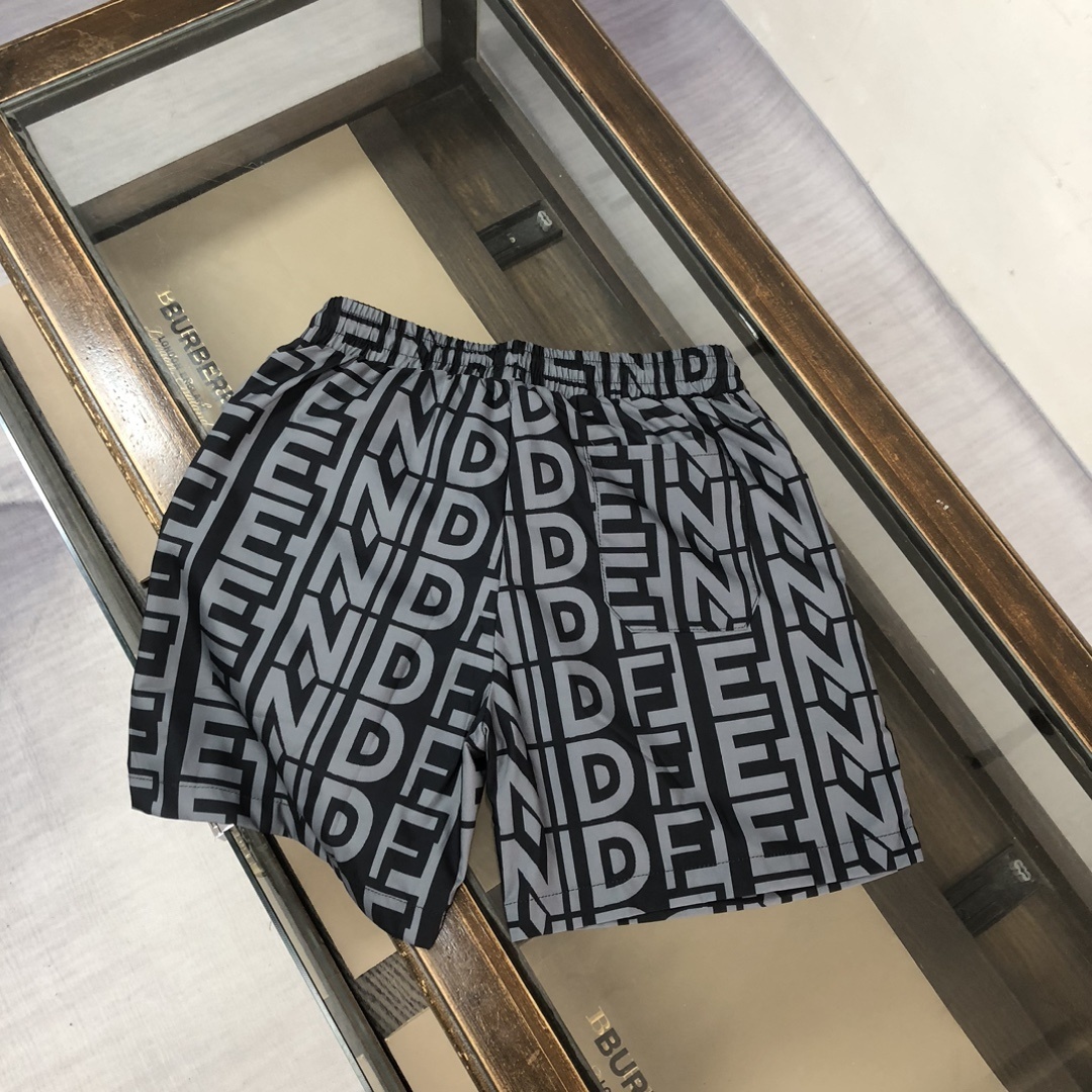 Shorts and beach pants 0223