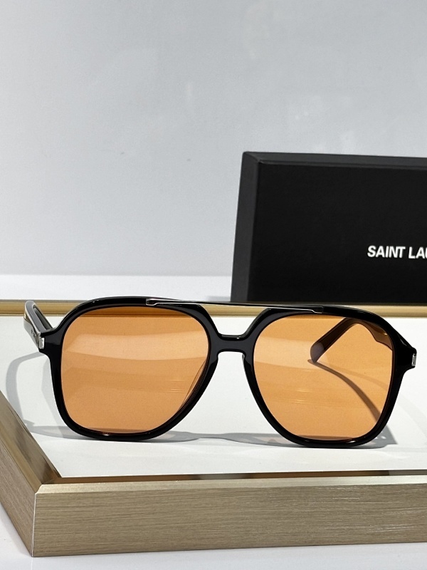 SAINTLAURENT 0014