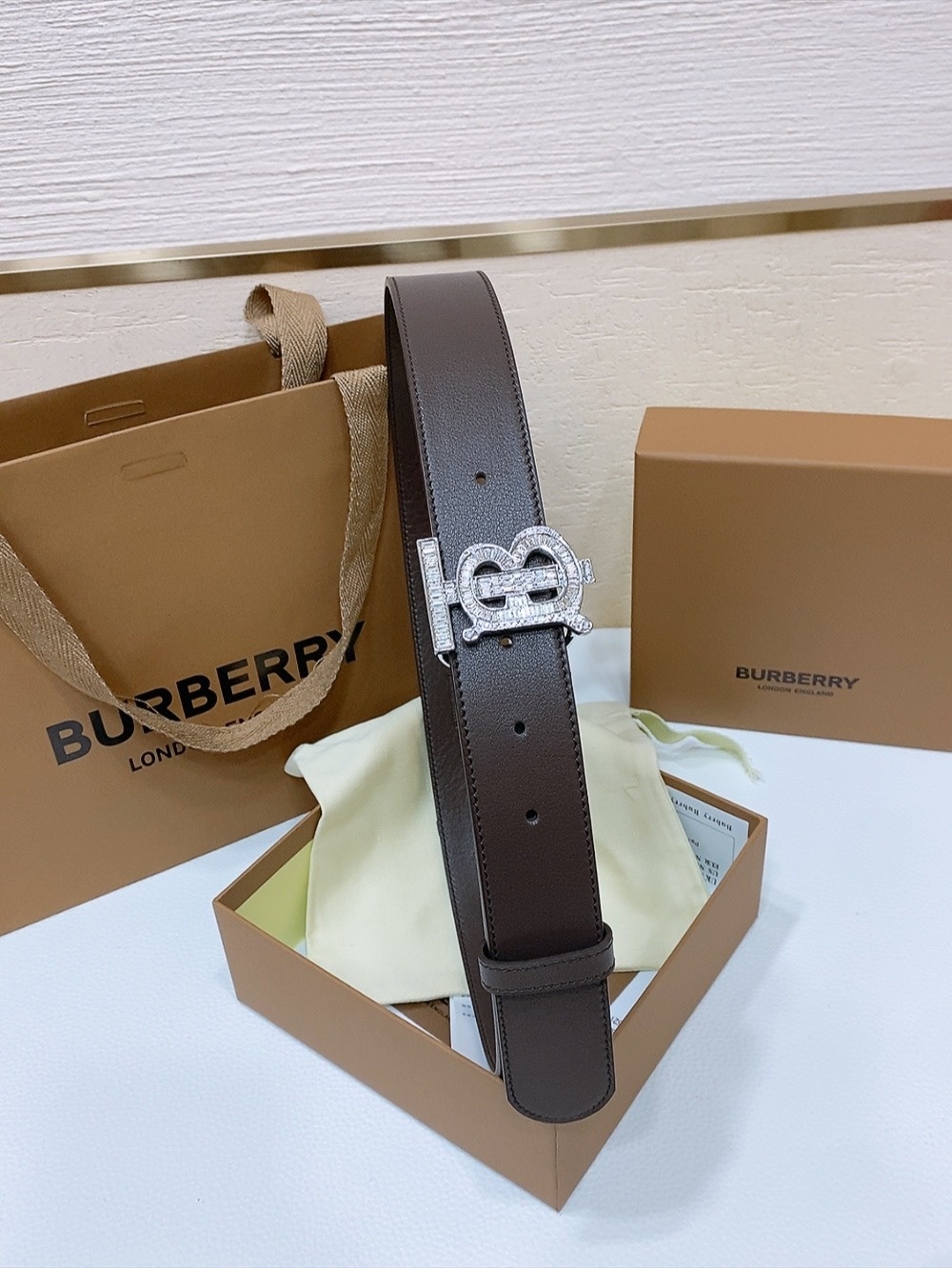 BURBERRY 0062