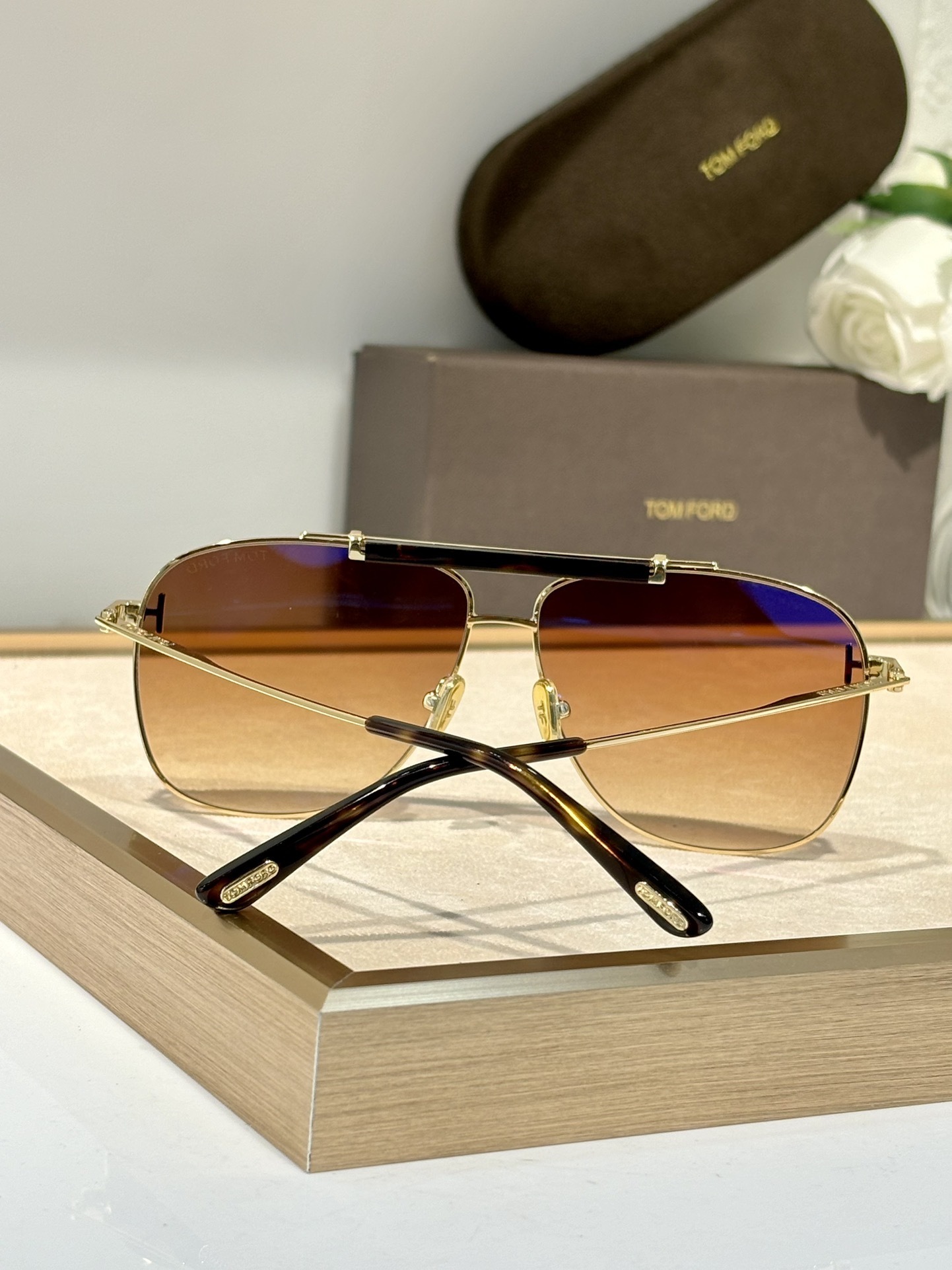 TOM FORD 0027
