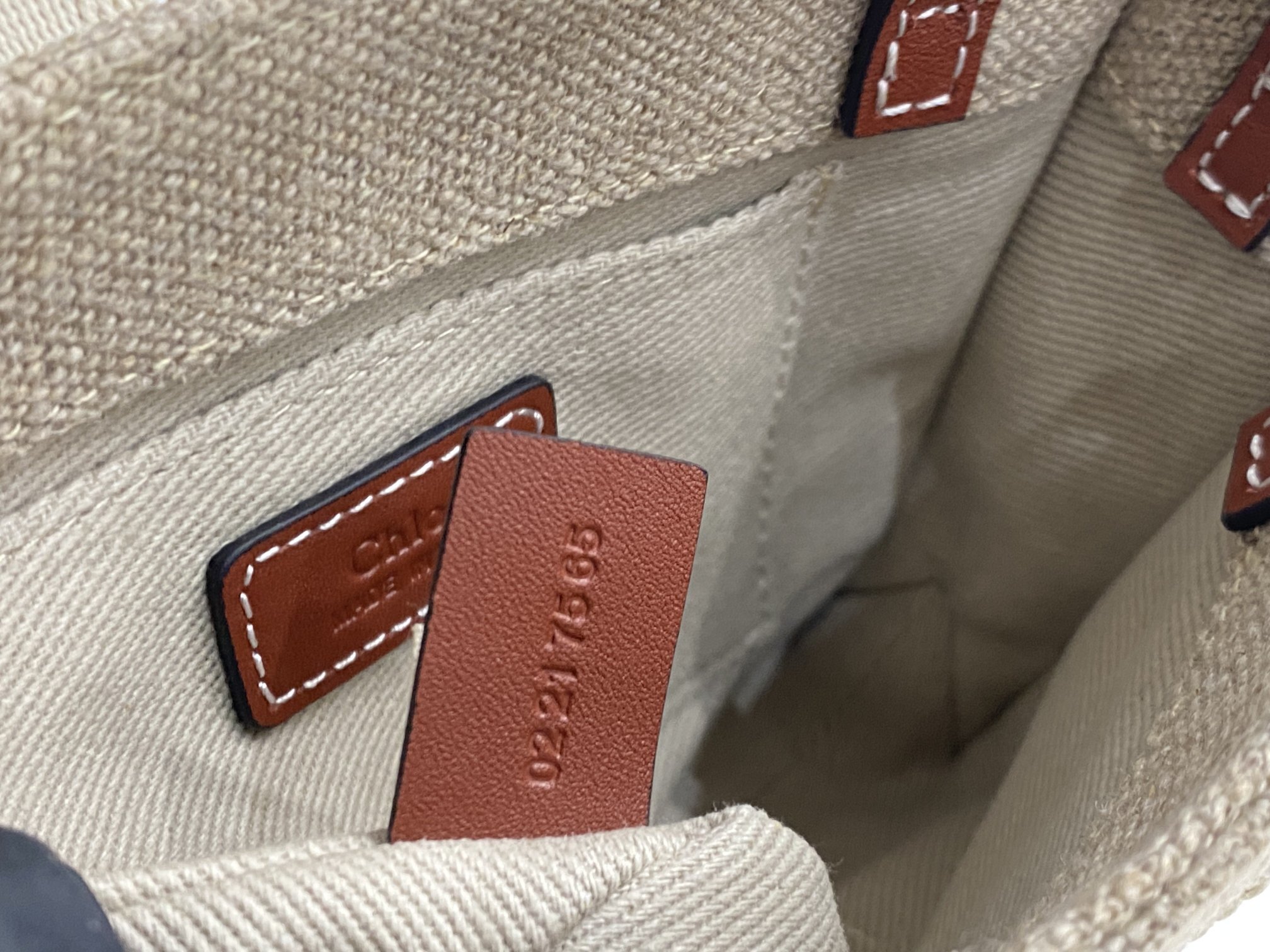 Chloé 241
