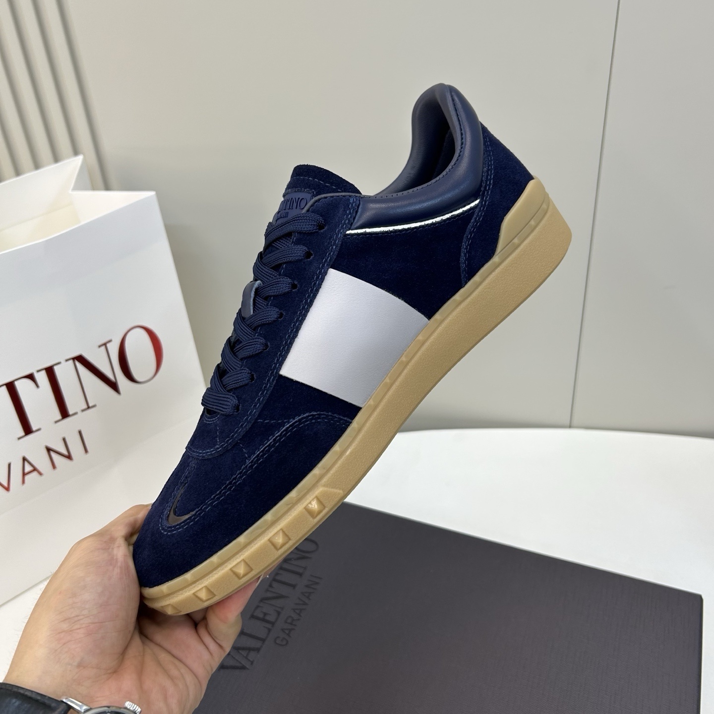 Valentino 0019
