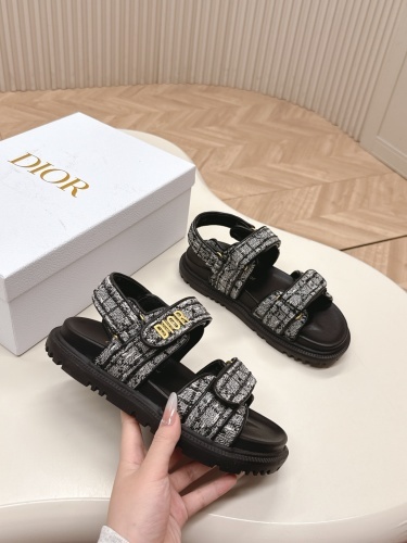 DIOR1121