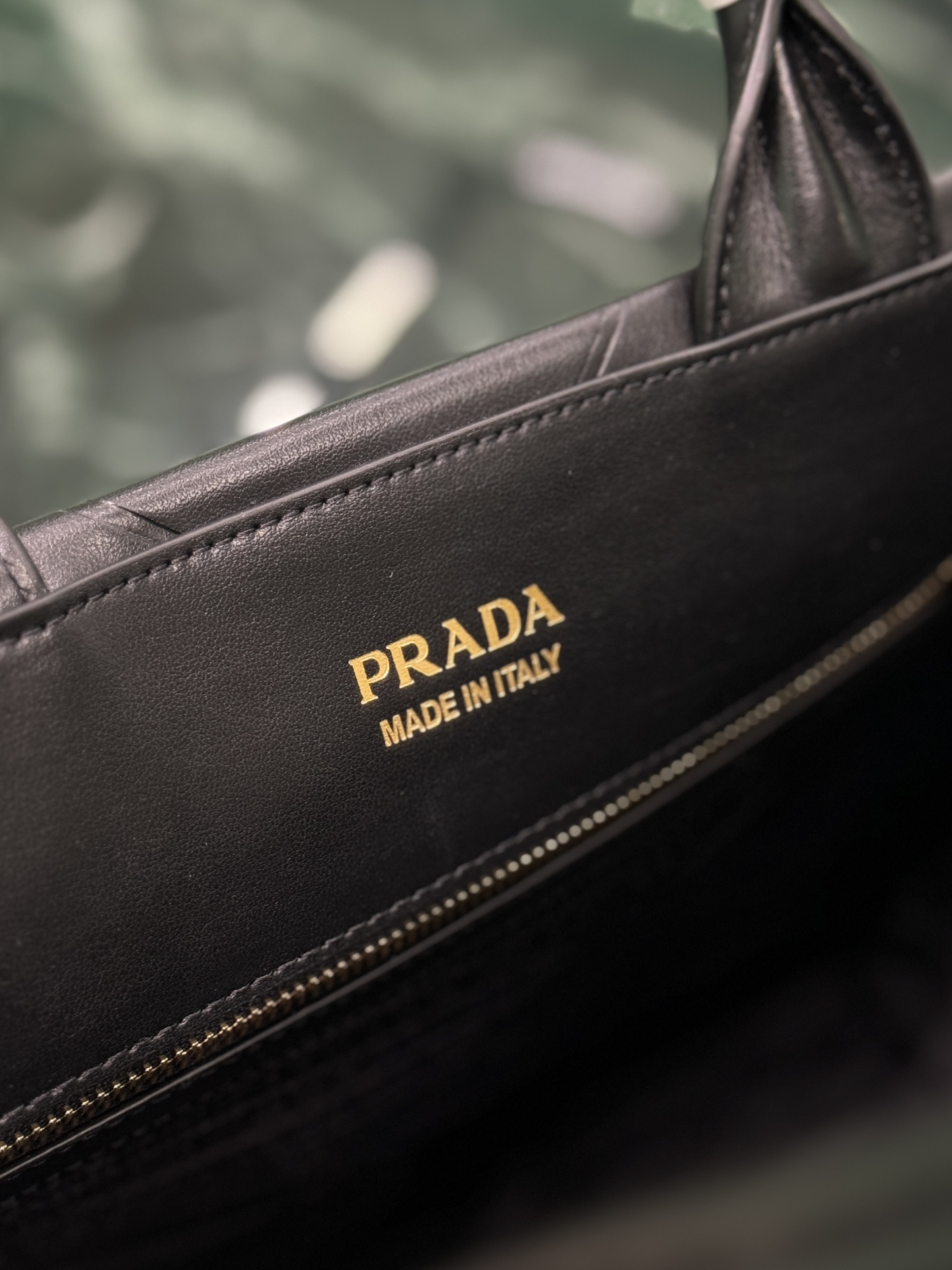 PRADA 0019