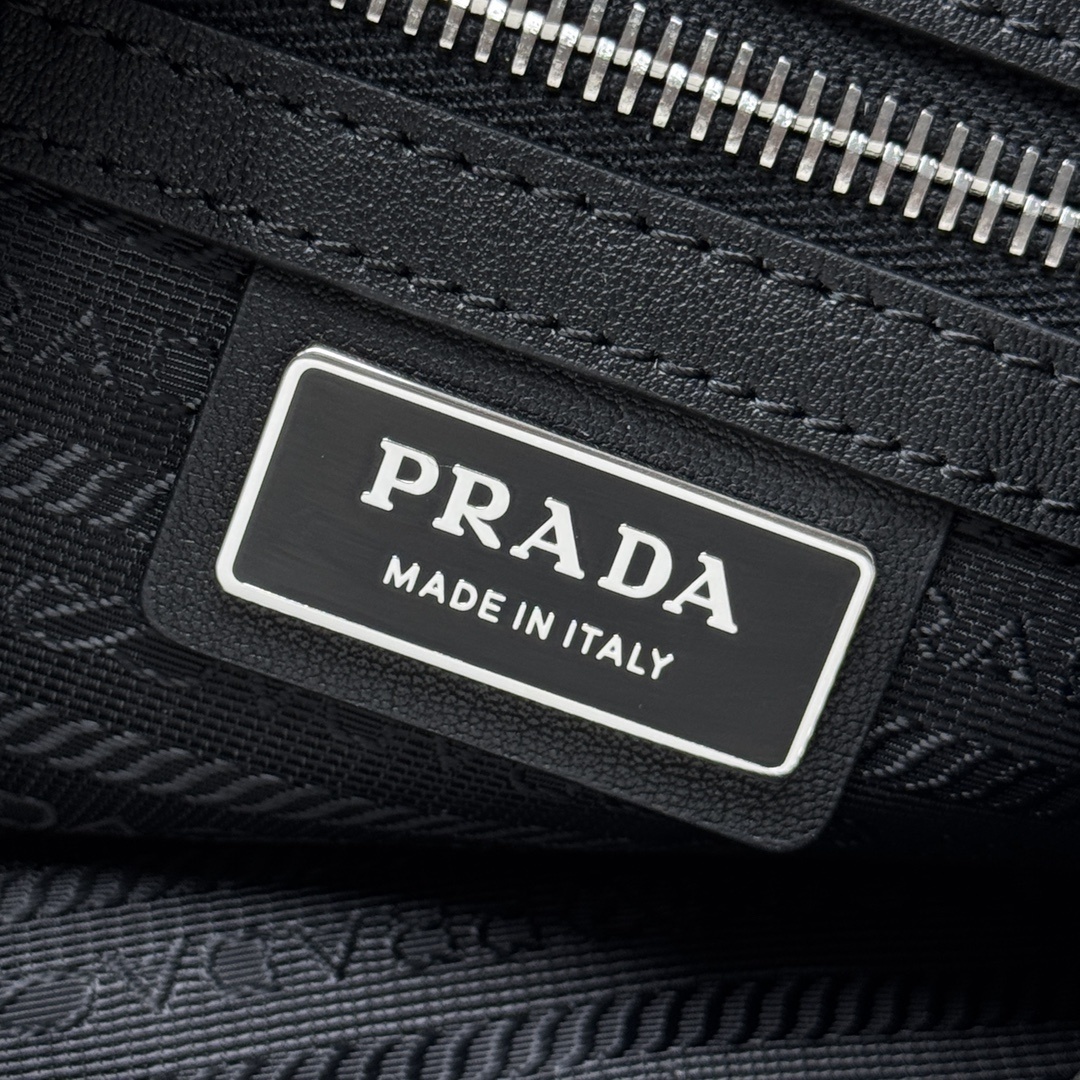 Prada 0476