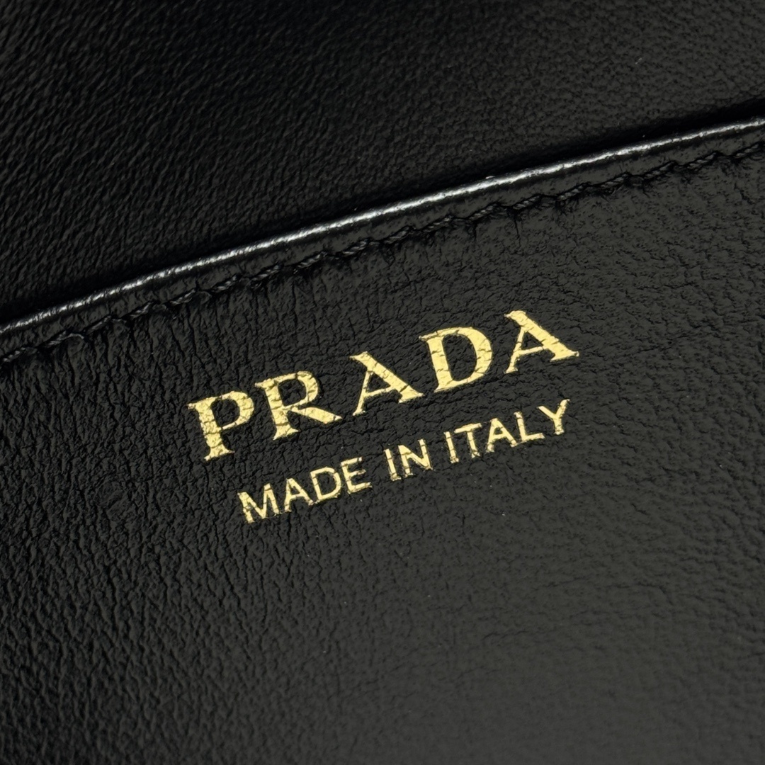 Prada 0295