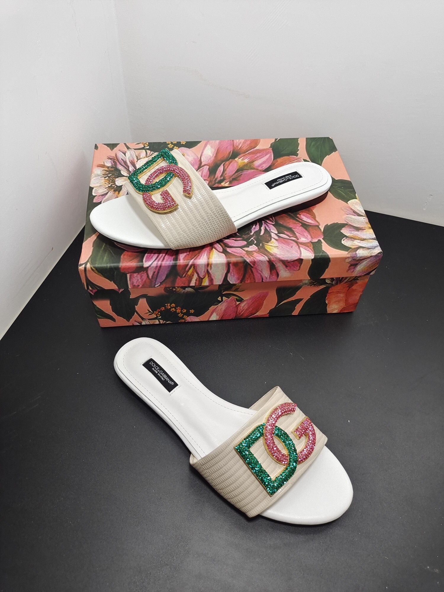 Dolce & gabbana 0057