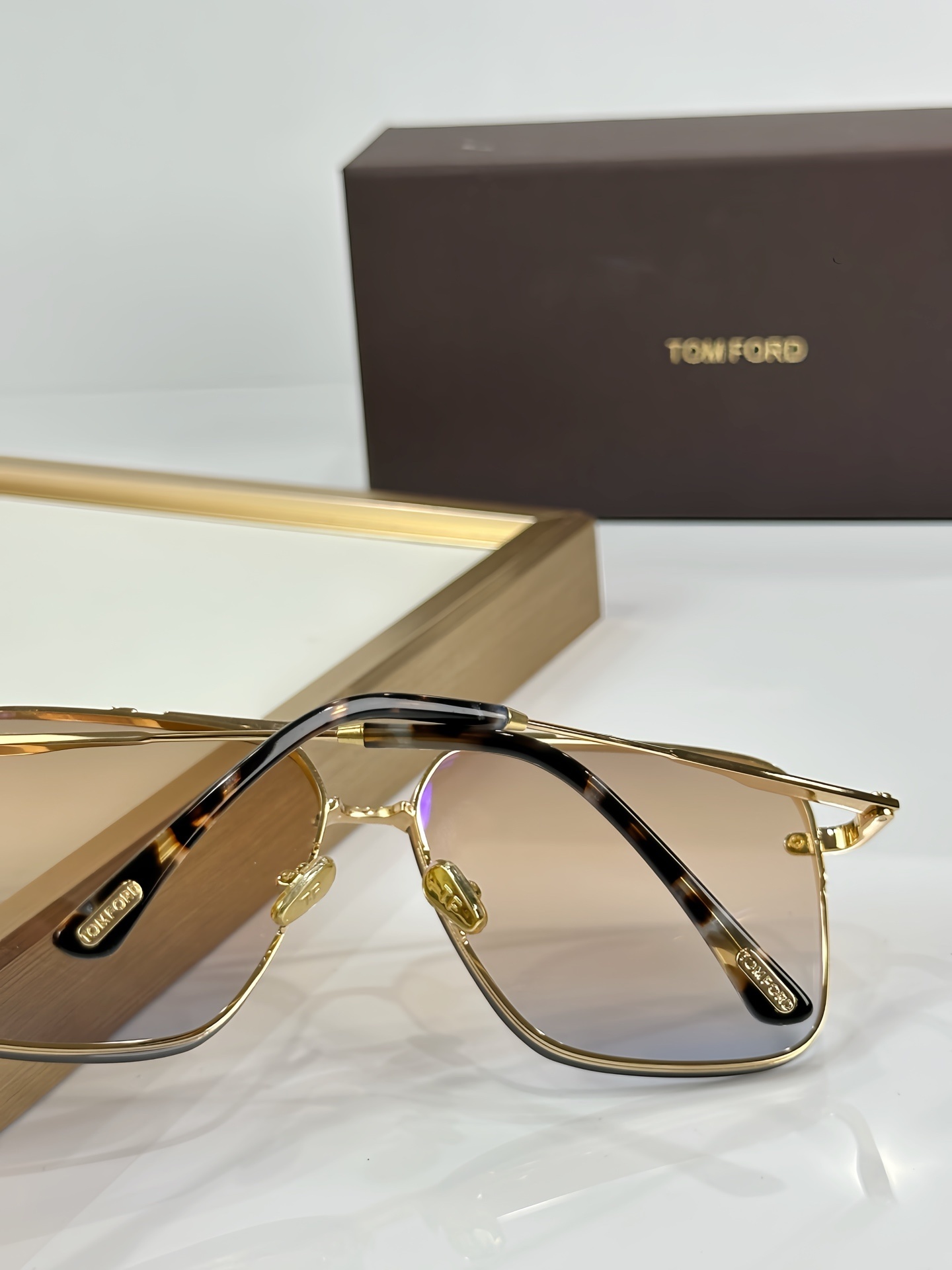 TOM FORD 0035