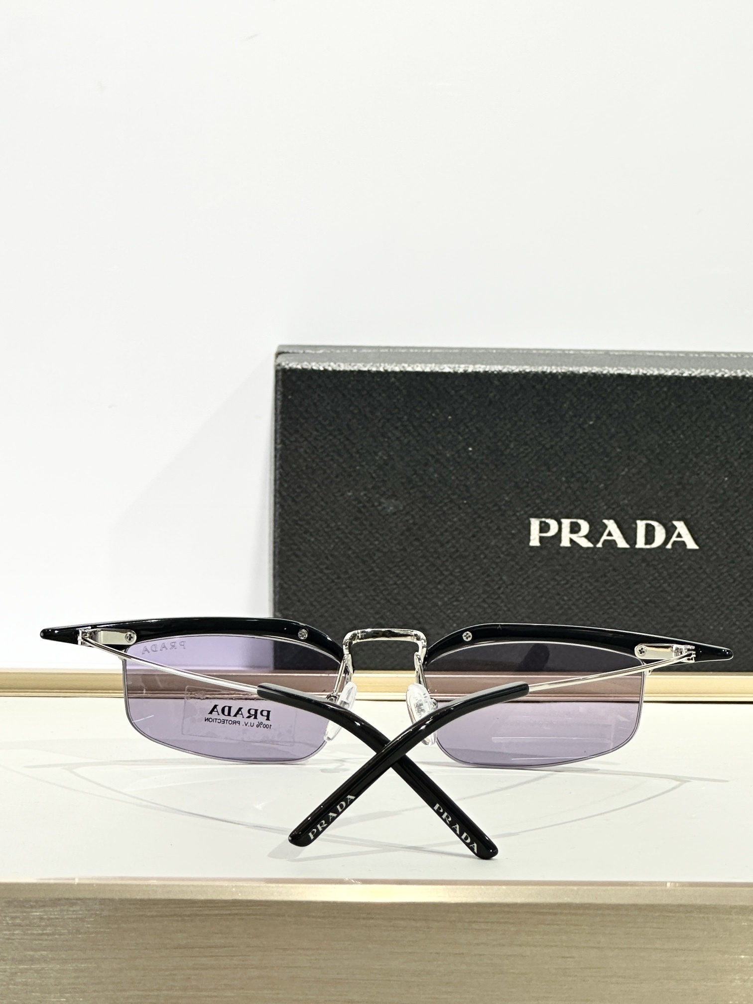PRADA 0075