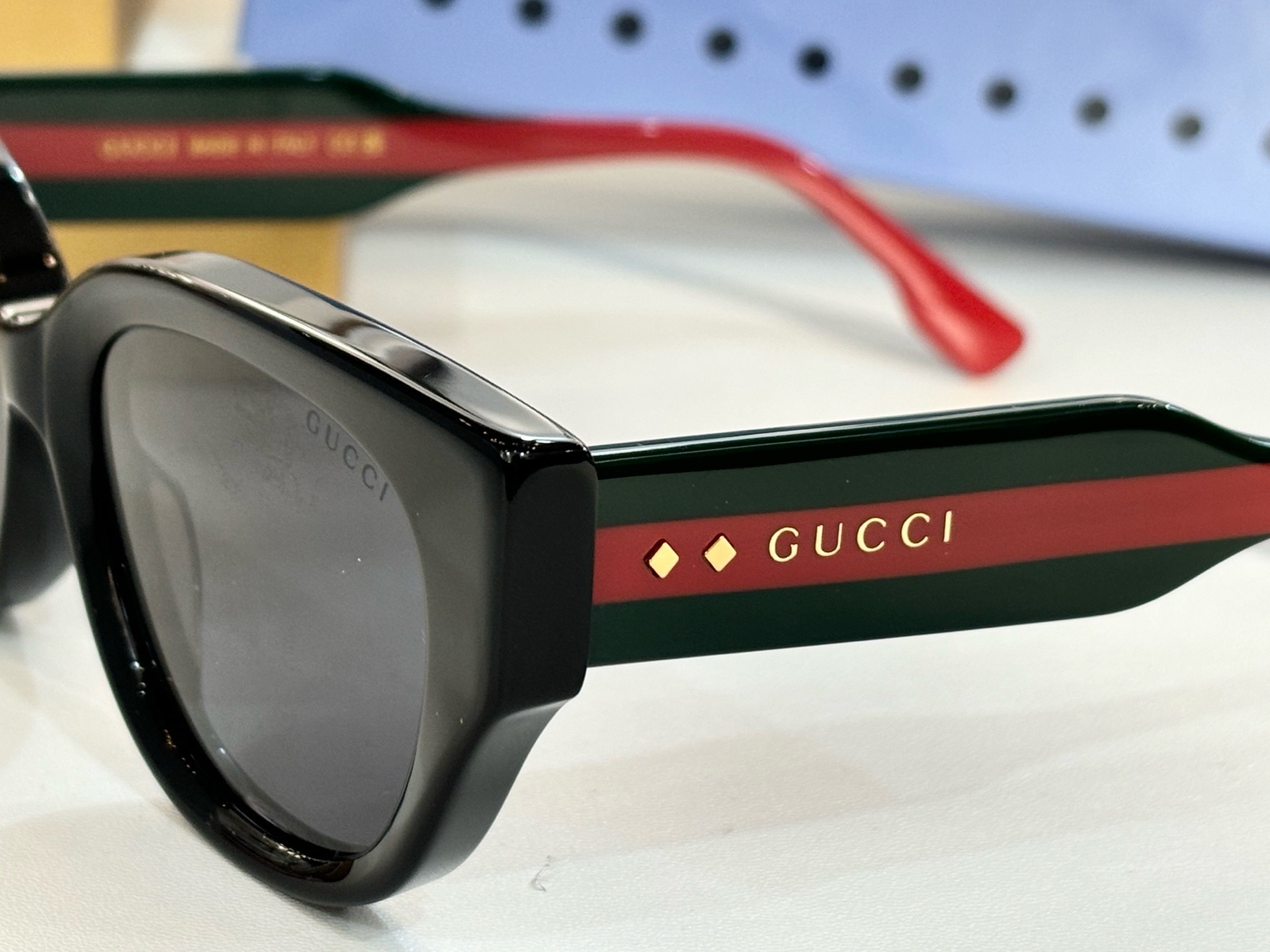 Gucci 0023