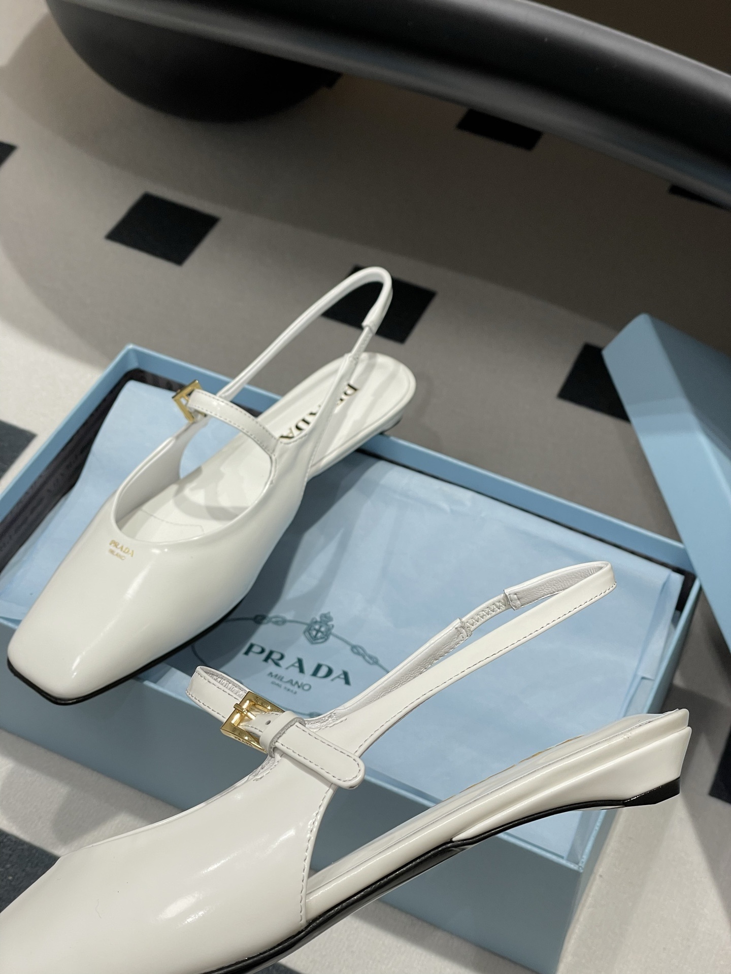 PRADA 0082