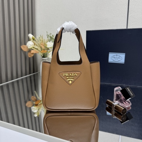 Prada 0235