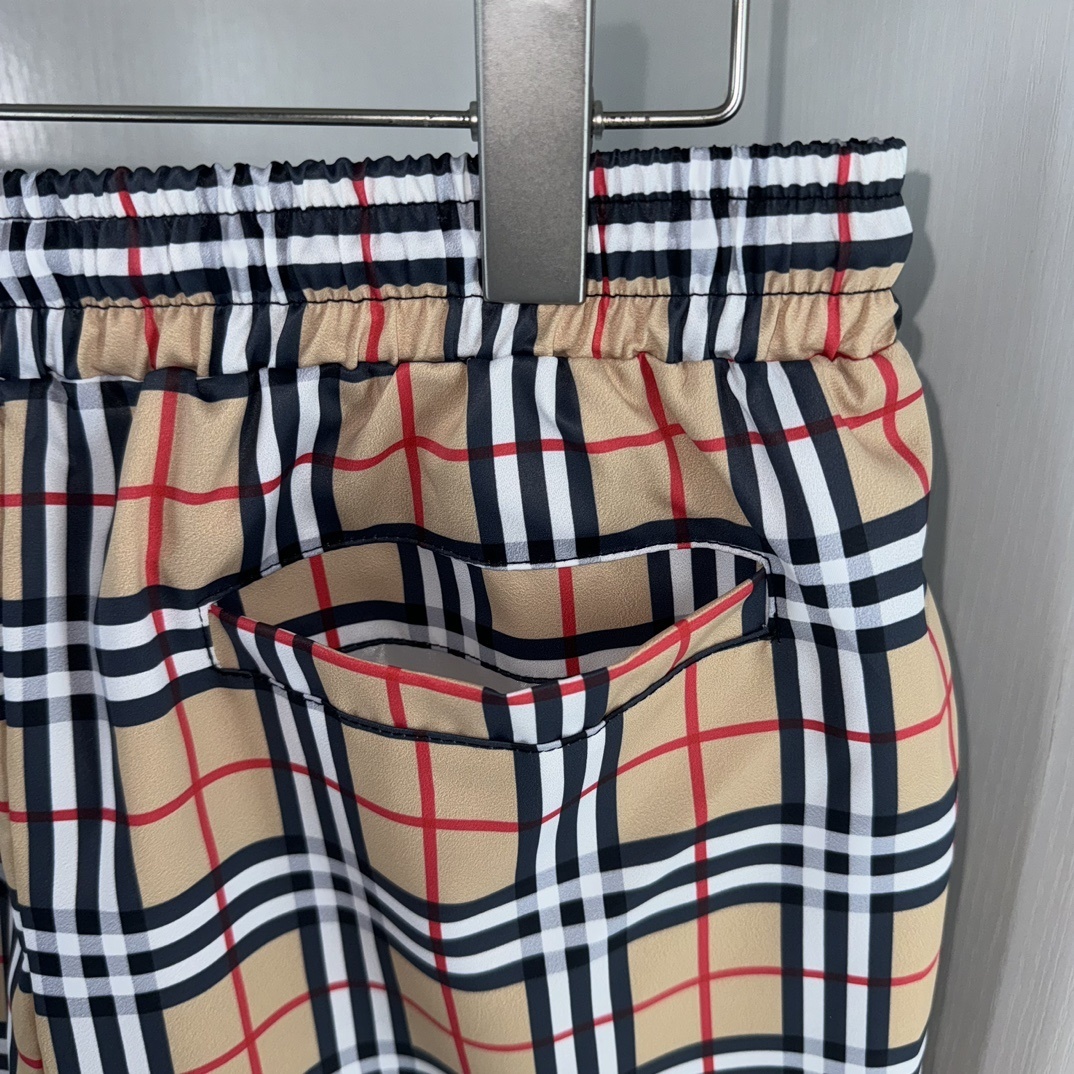 Shorts and beach pants 0090