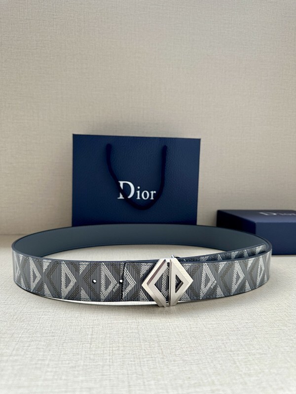 DIOR0305