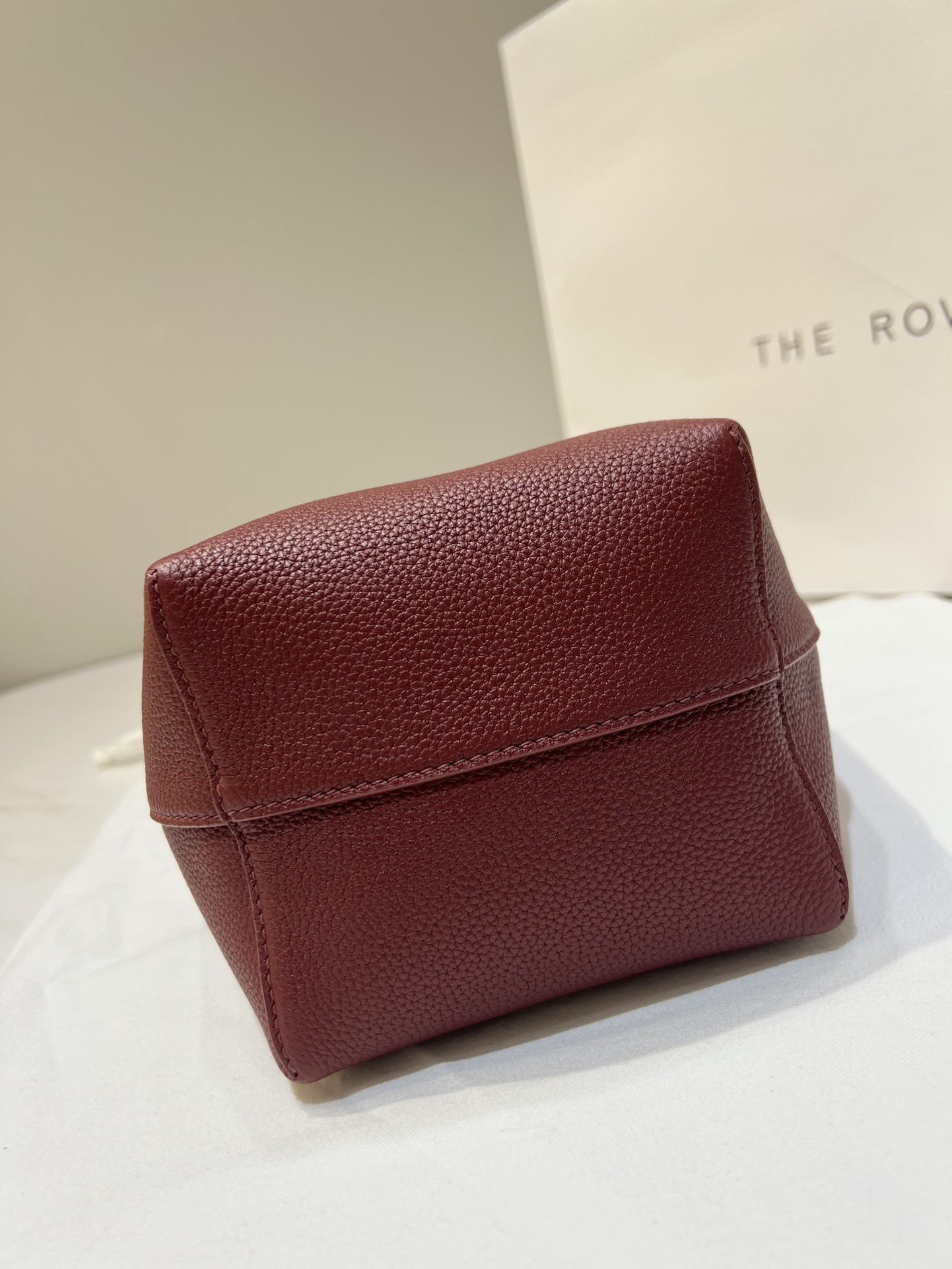 THEROW 0053