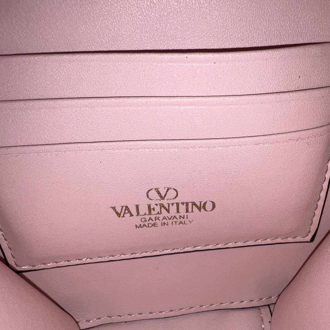 Valentino 0069