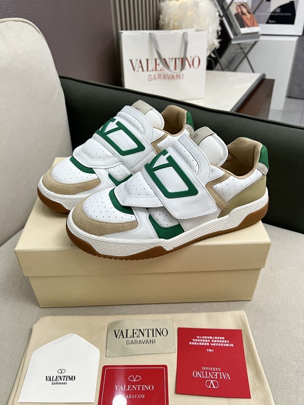 Valentino 0007