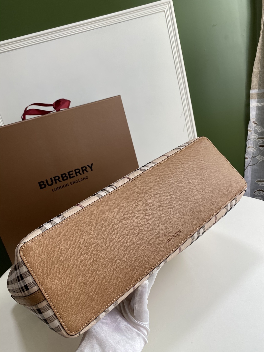BURBERRY 0188