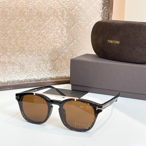 TOM FORD 0105