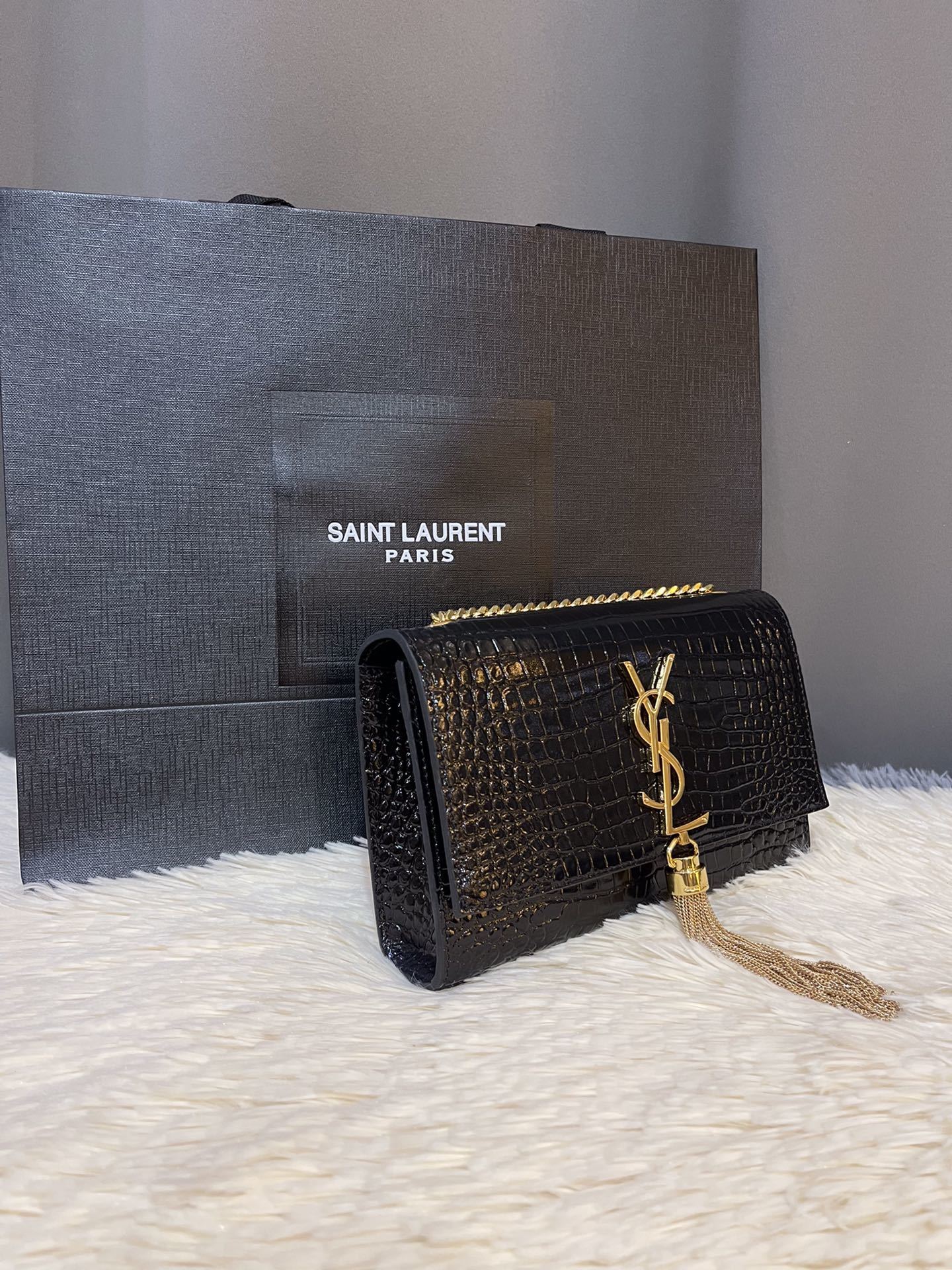 YSL 0225