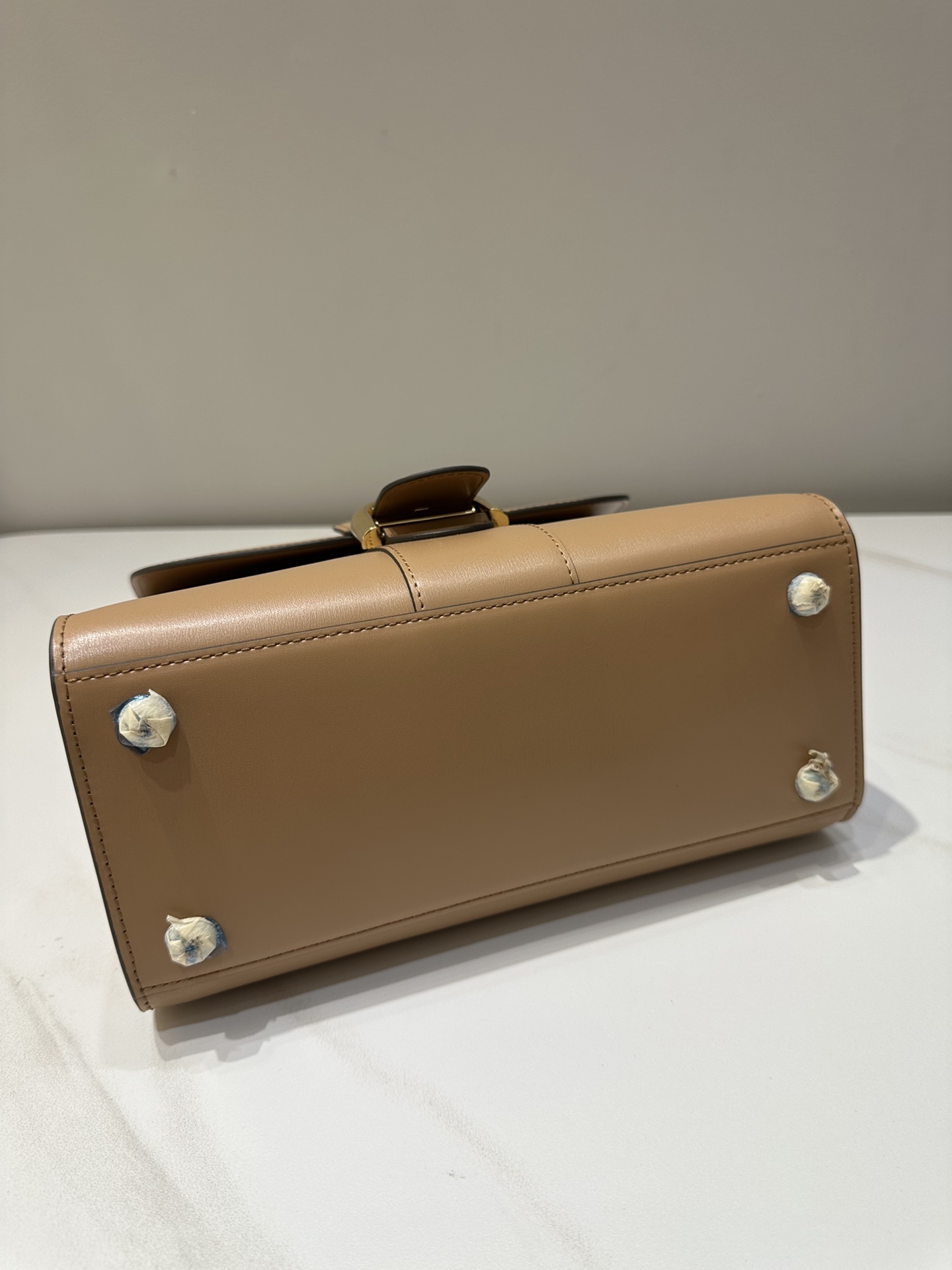 Delvaux 0017