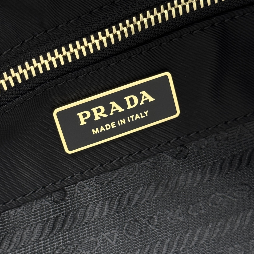 Prada 0013