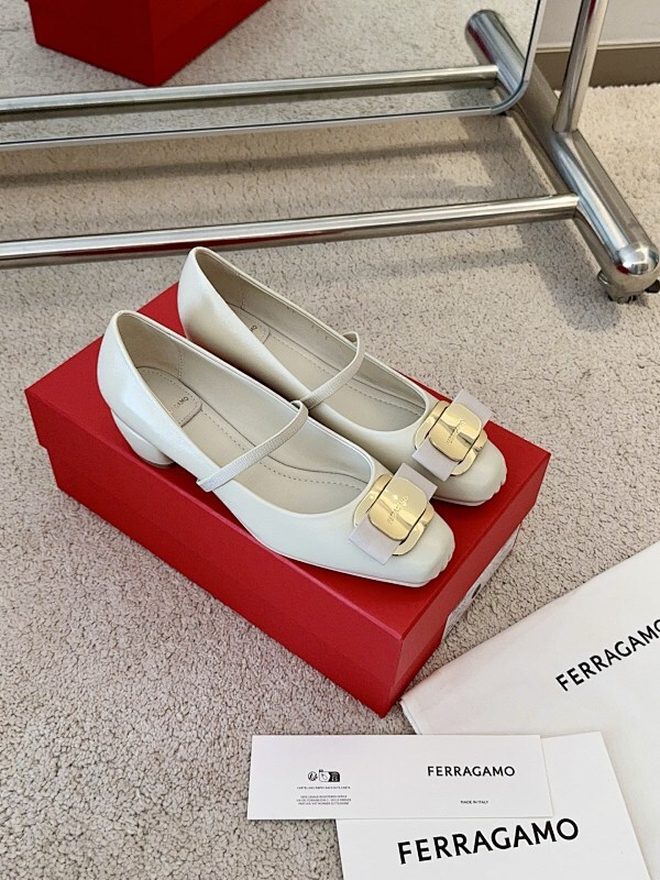 Ferragamo 0001