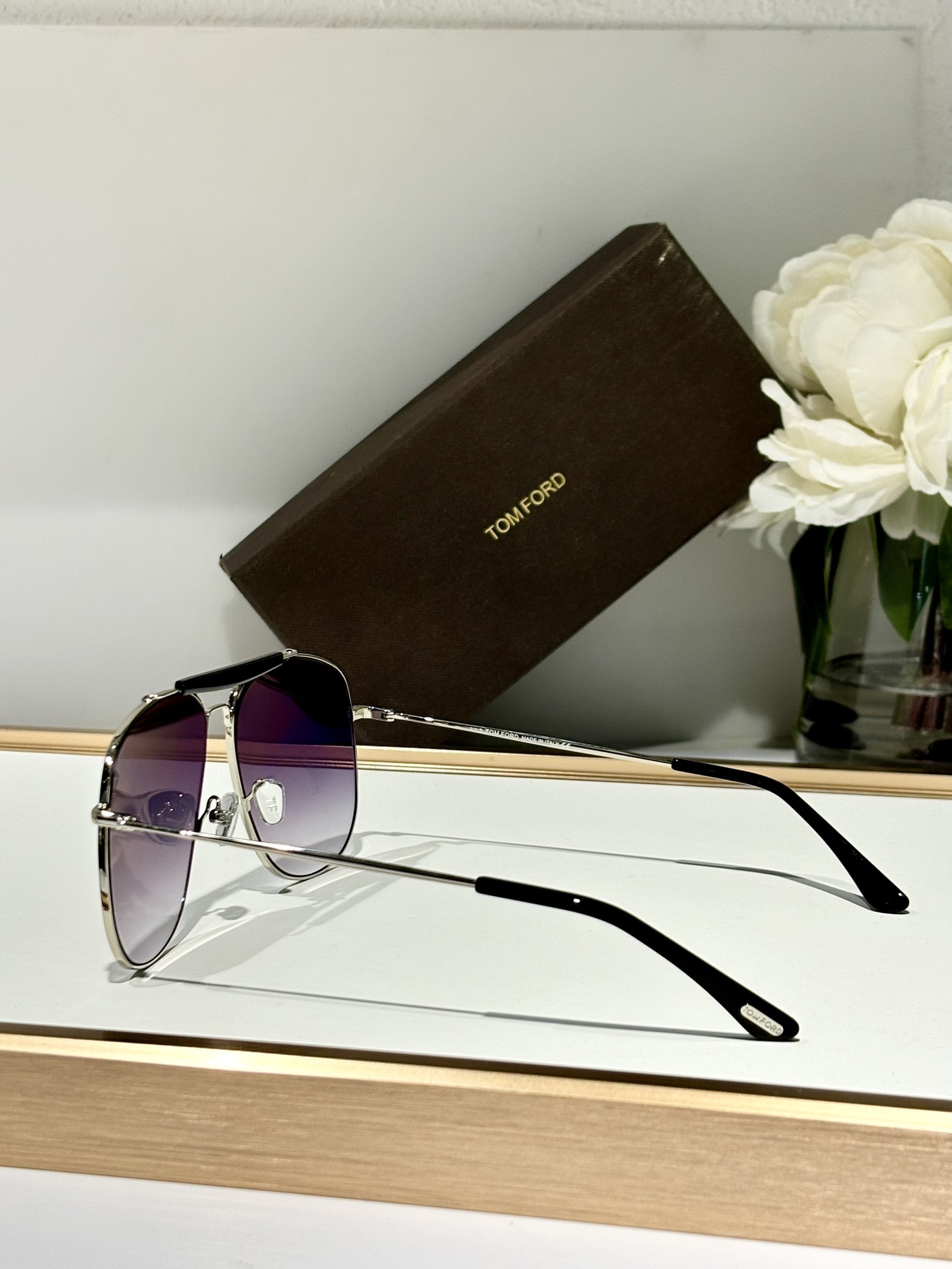 TOM FORD 041