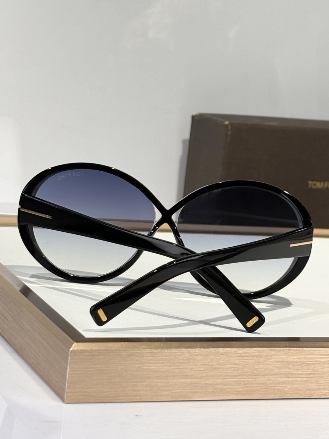 TOM FORD 0021