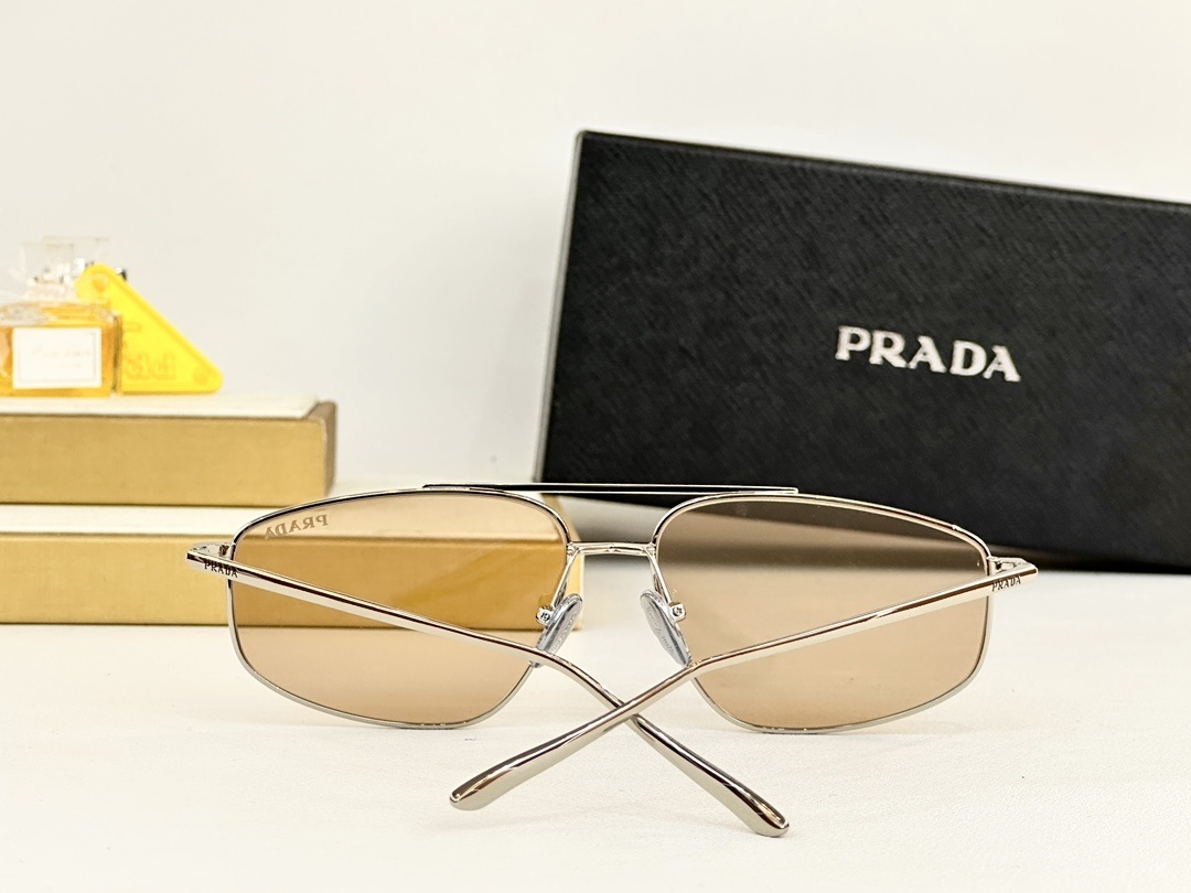 PRADA 0015