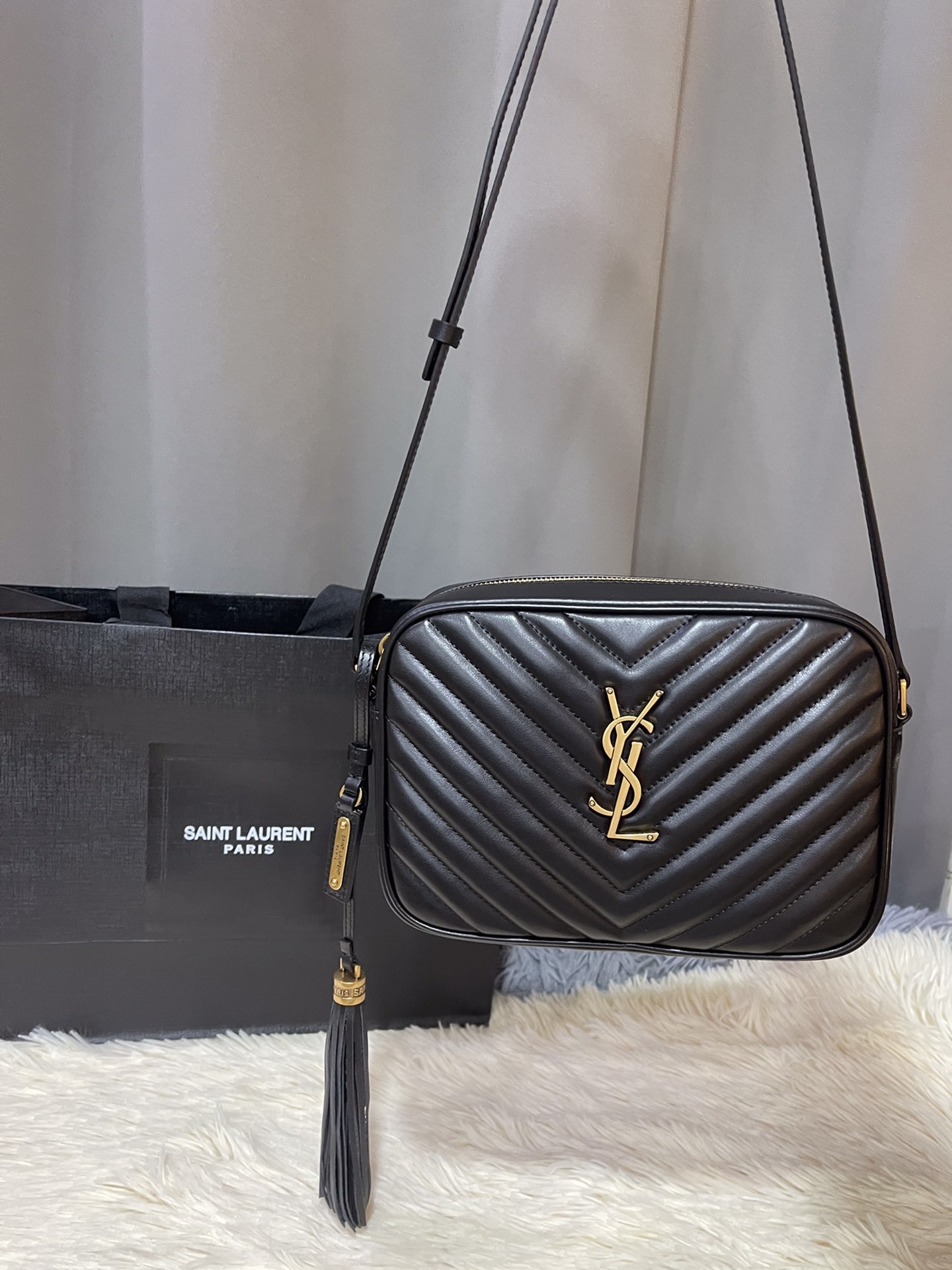 YSL 0233