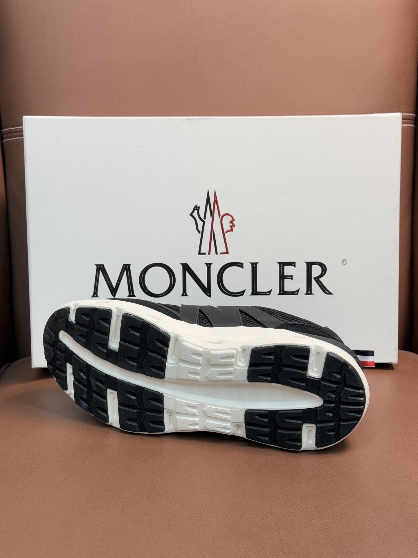 MONCLER 0017