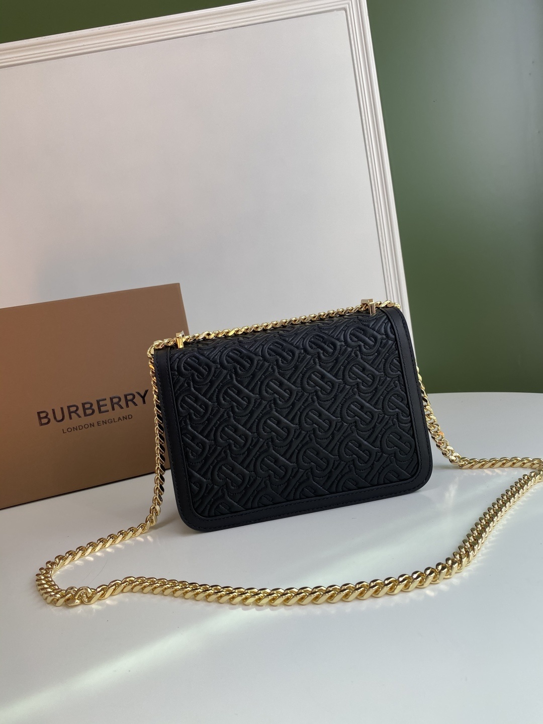 BURBERRY 0082