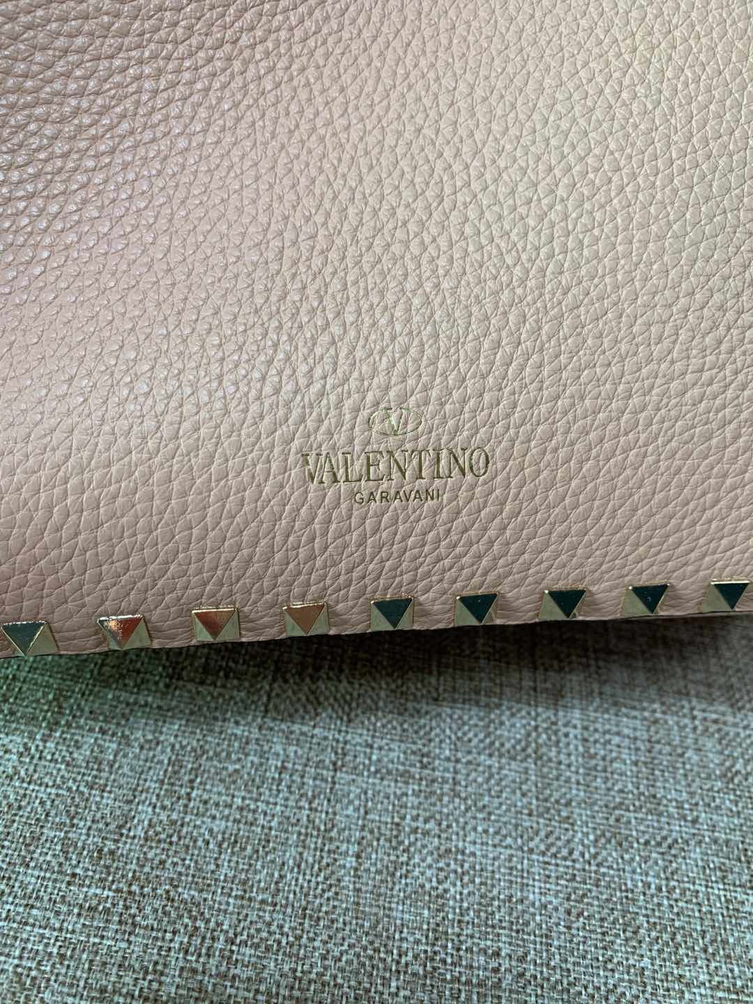 Valentino 0019