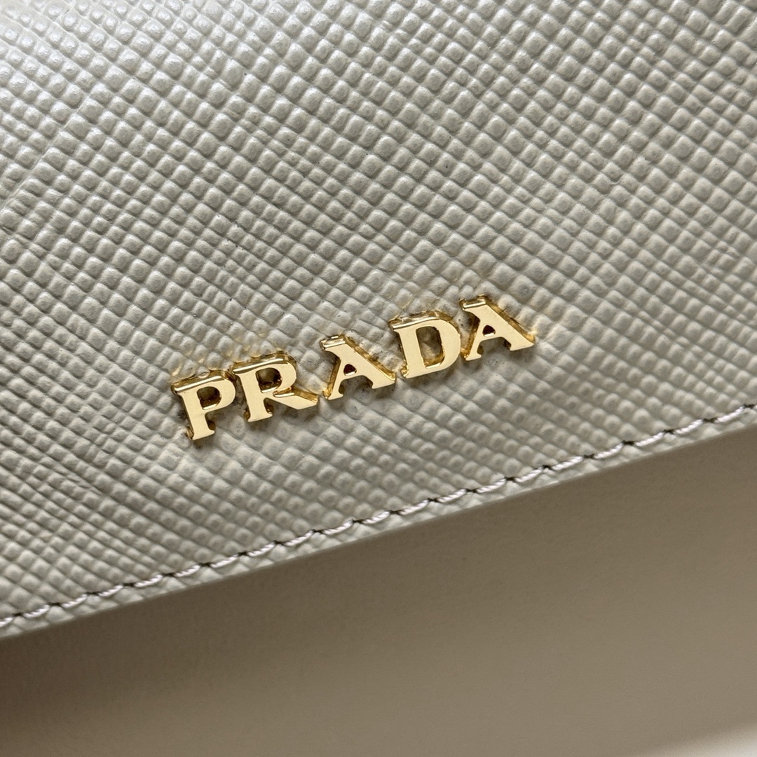 PRADA 0044