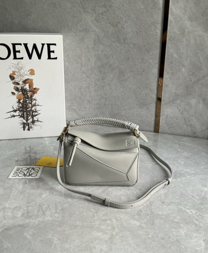 LOEWE 0976