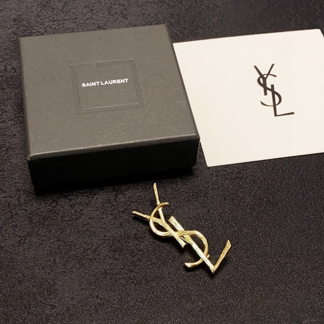 YSL 0102