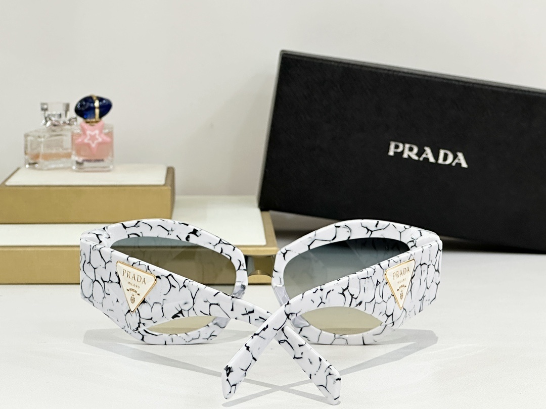 PRADA 0135