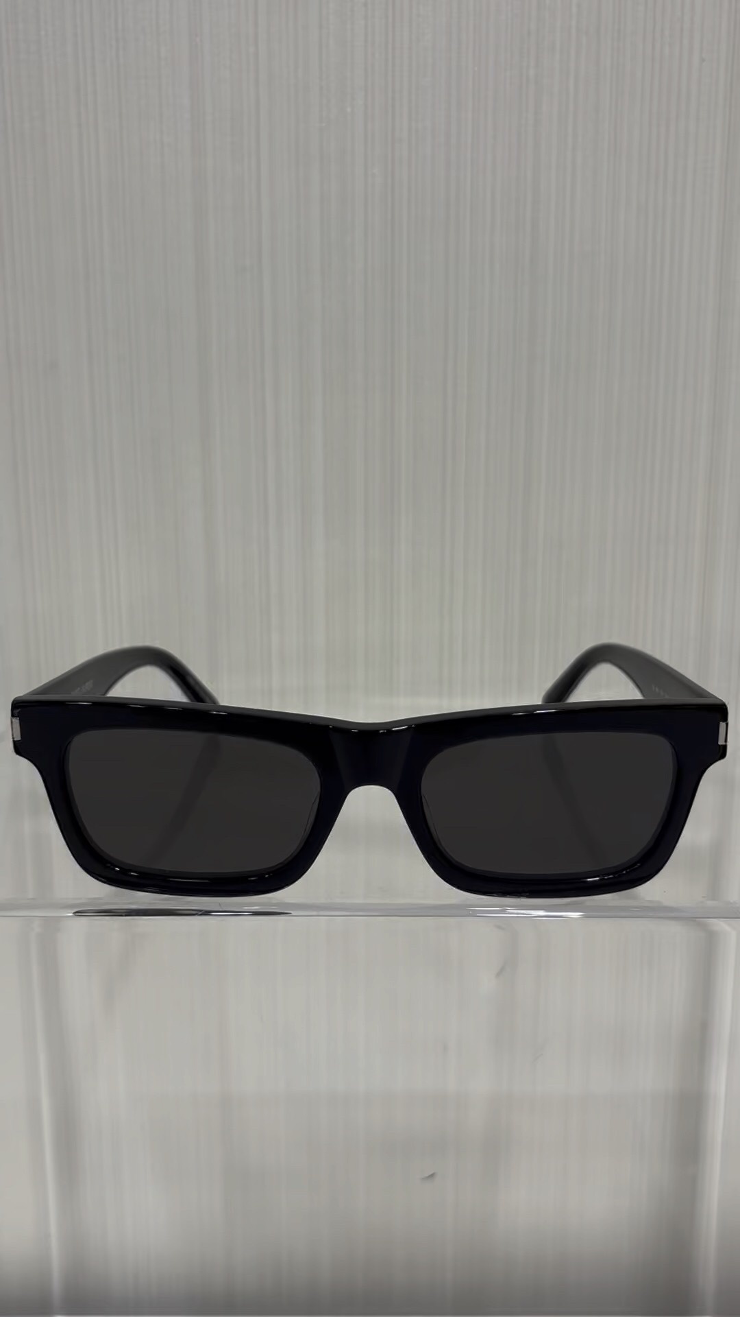 SAINTLAURENT 0030